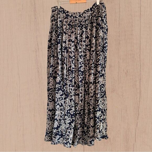 Vintage 90s maxi broomstick skirt navy blue floral crepe rayon - Picture 3 of 6